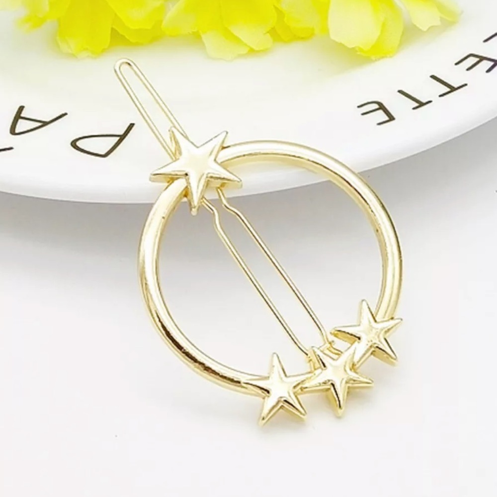 3/$30 Circle & Stars Hair Clip - Picture 4 of 7